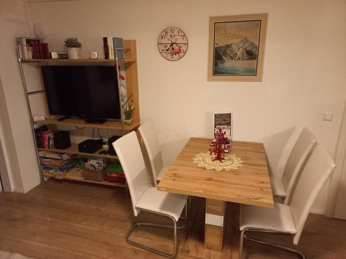 Apartment Almroeserl Edelweiss Гозау Екстер'єр фото